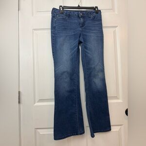 Jennifer Lopez Women’s Boot Cut Jeans Size 2